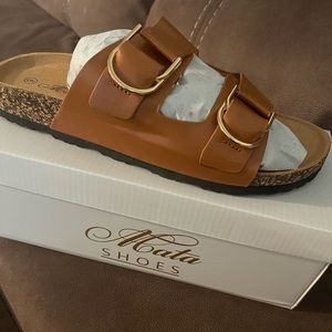 Tan Mata Woman Sandals